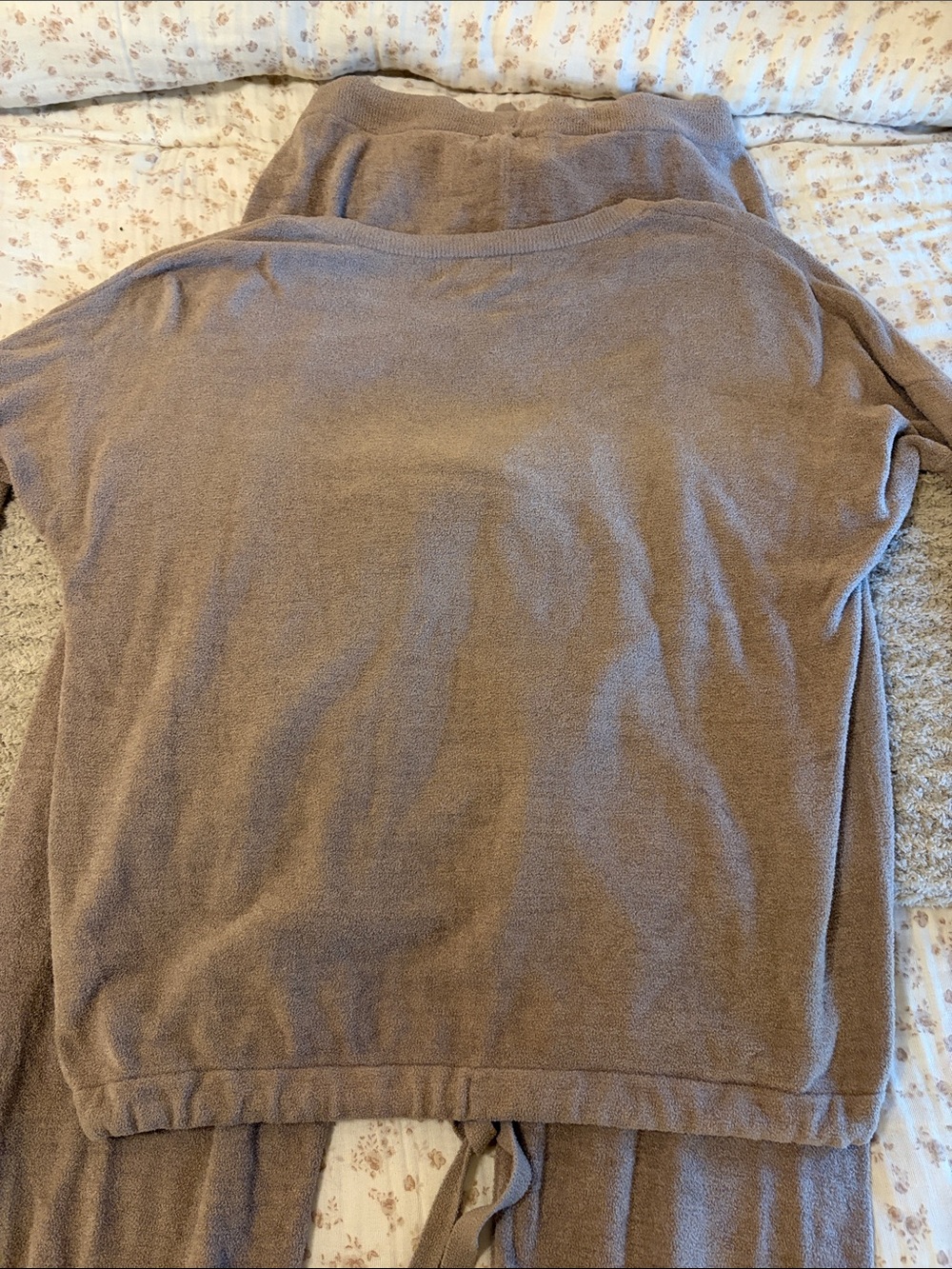 Barefoot Dreams Taupe Sweatshirt and Pants/Cozy Pajama Set - Picture 16 of 17